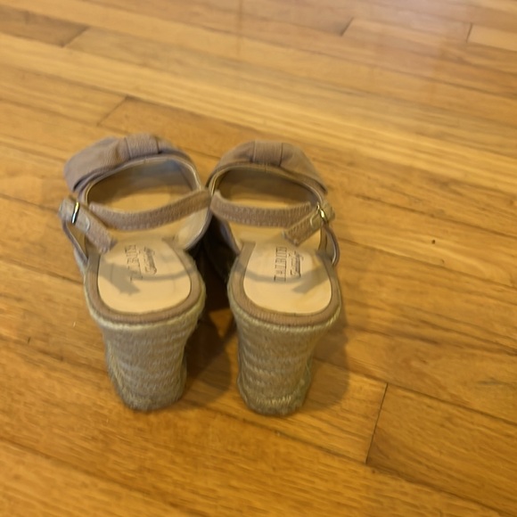 Talbots espadrilles with peep toe size 6.5 - Picture 3 of 5